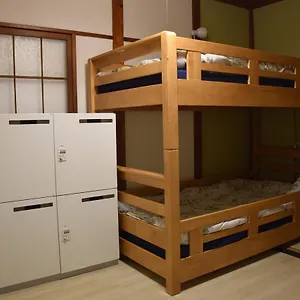 Shie Shimi Guest house Tokyo