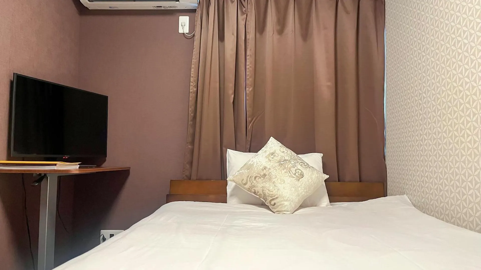 Miro Kyoto Nijo Hotel